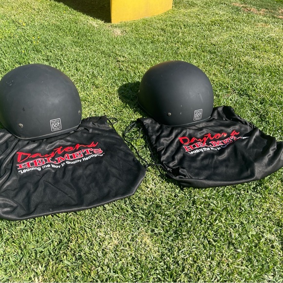 Medium & Large Daytona Helmets Half Skull Cap Motorcycle Helmet – DOT Approved - Picture 3 of 3